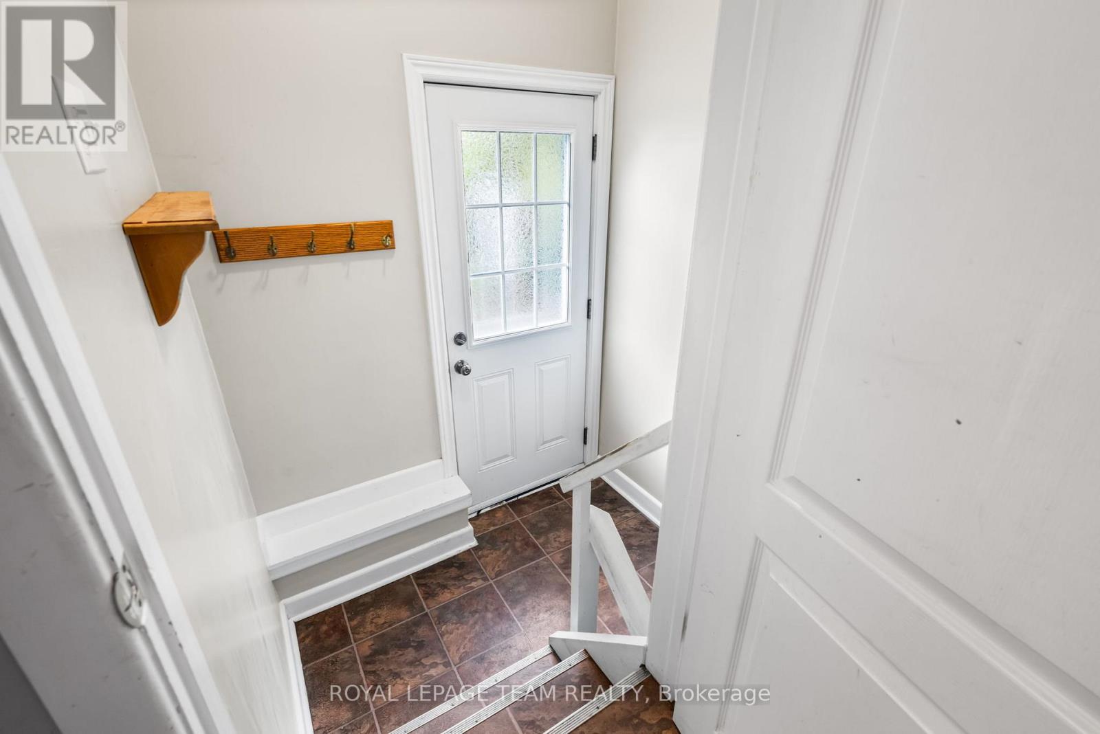 Photo 28 of 31 Savuto Way Street, Ottawa ON