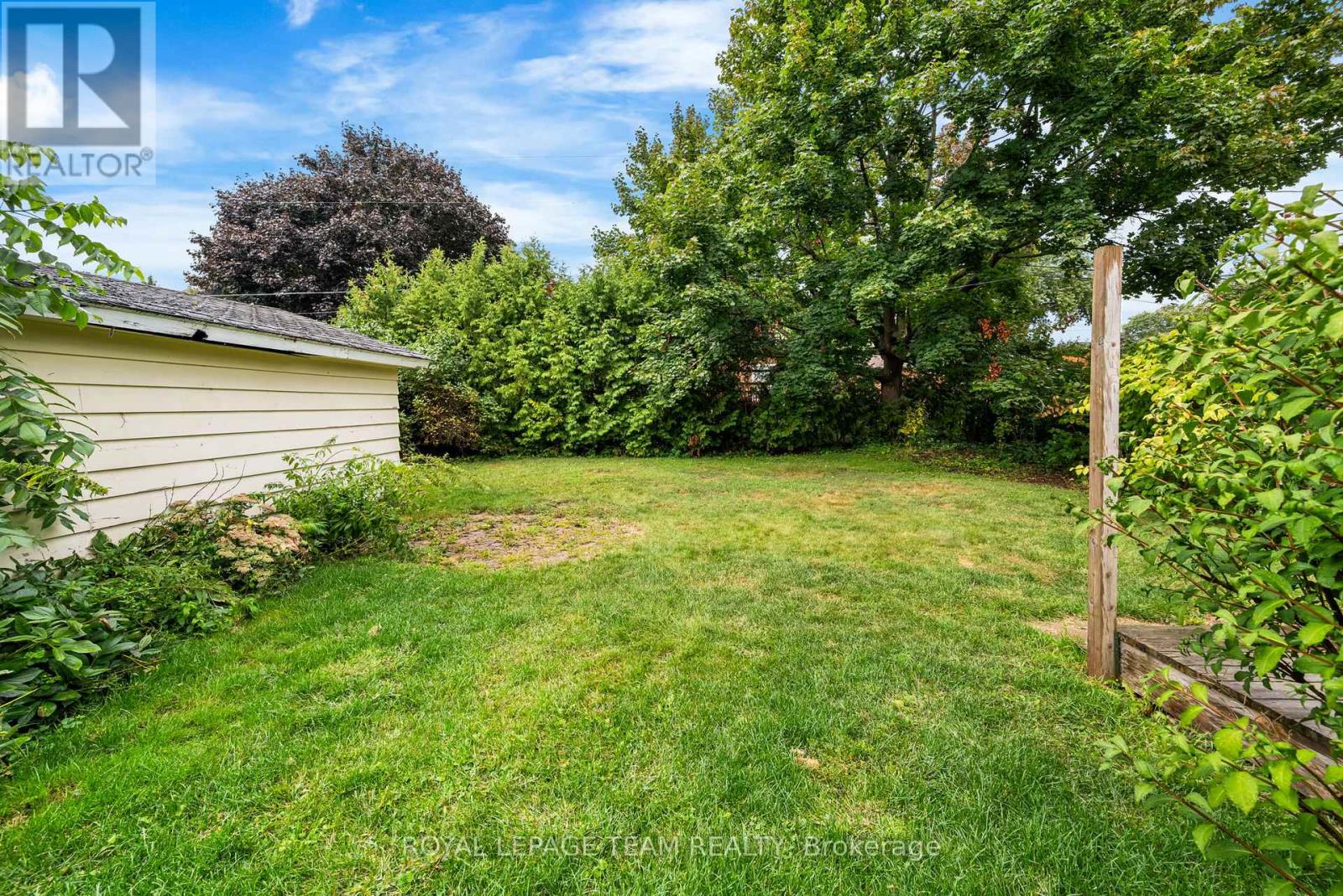 Photo 36 of 31 Savuto Way Street, Ottawa ON