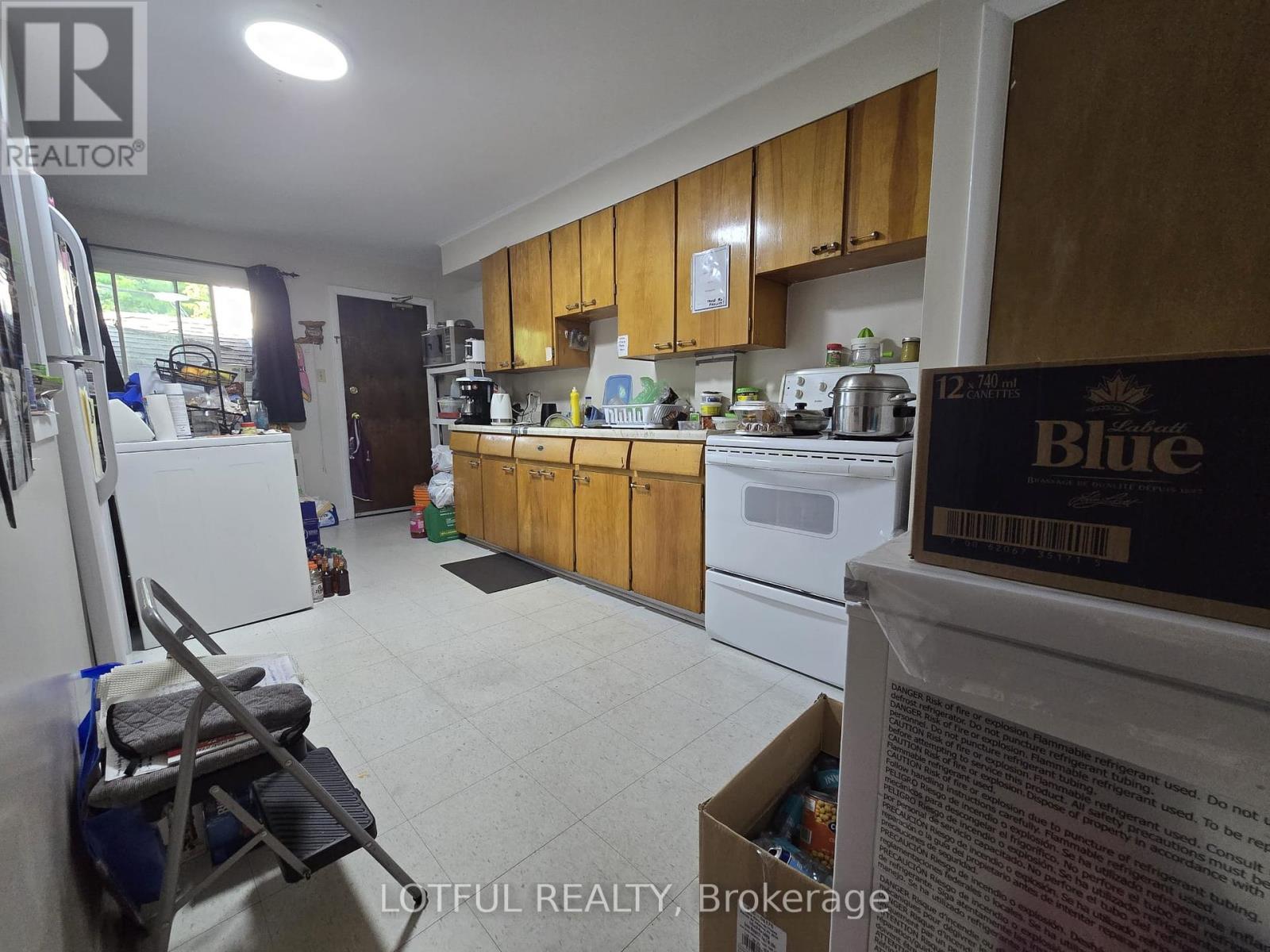 Photo 21 of 484 Queen Mary Street, Ottawa ON