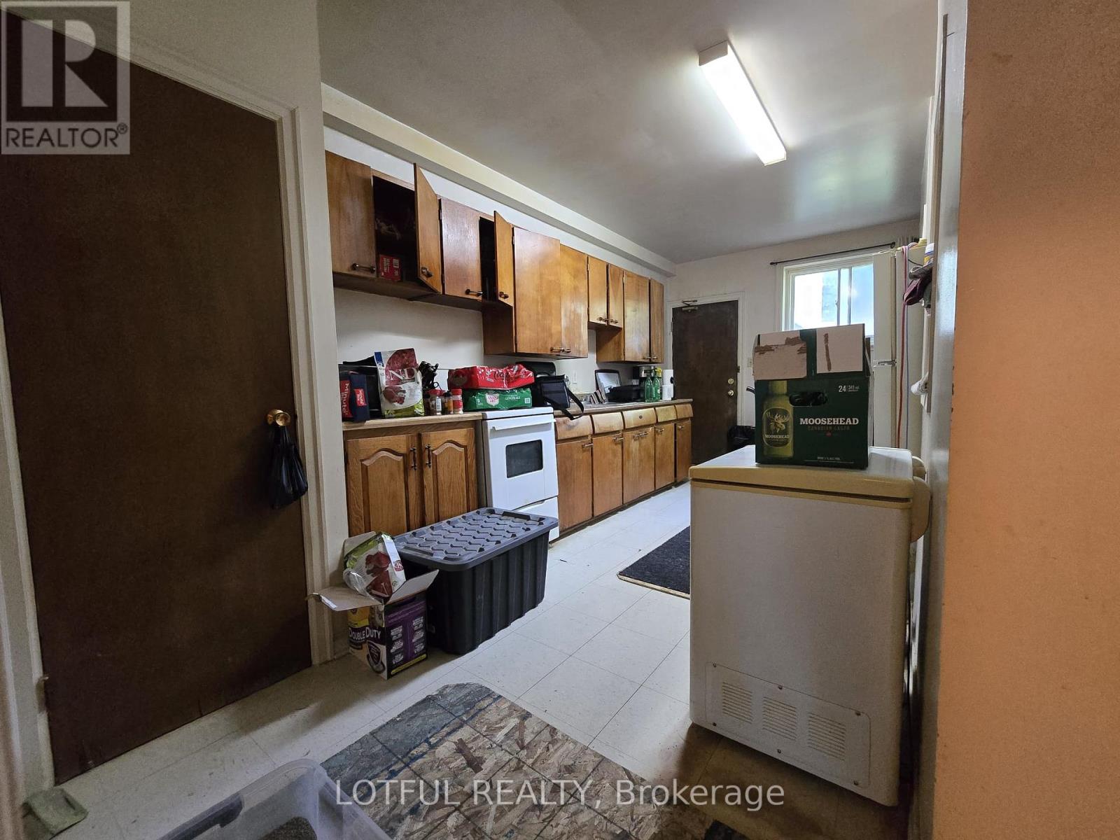 Photo 25 of 484 Queen Mary Street, Ottawa ON