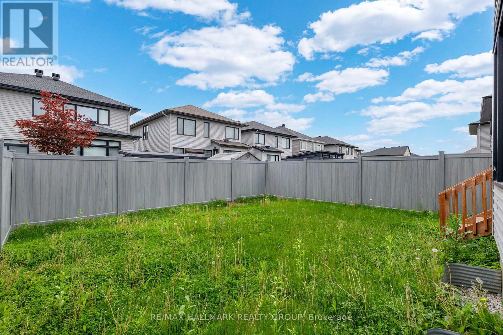Photo 33 of 276 Big Dipper Street, Ottawa ON