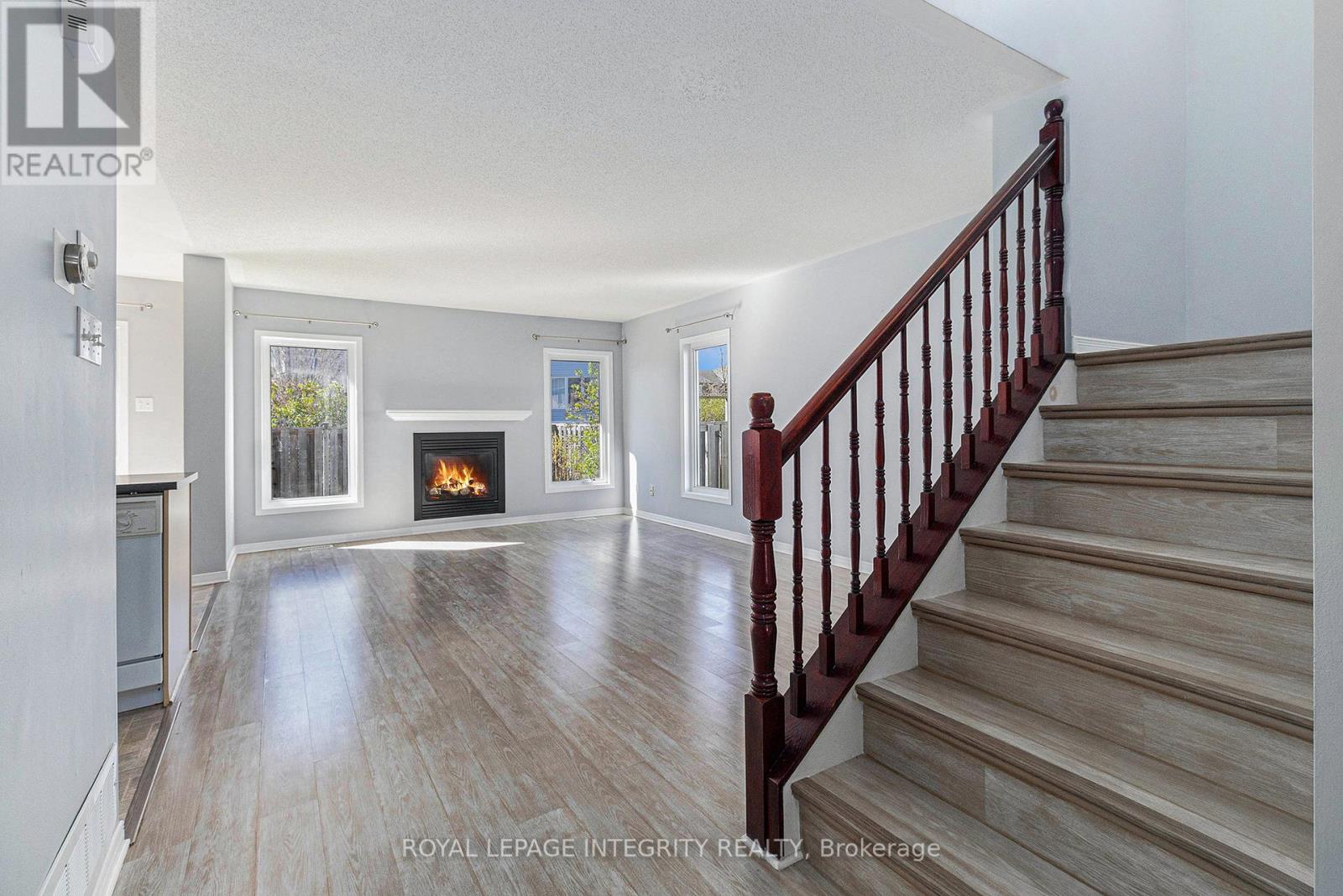Photo 7 of 258 Sorento Street, Ottawa ON