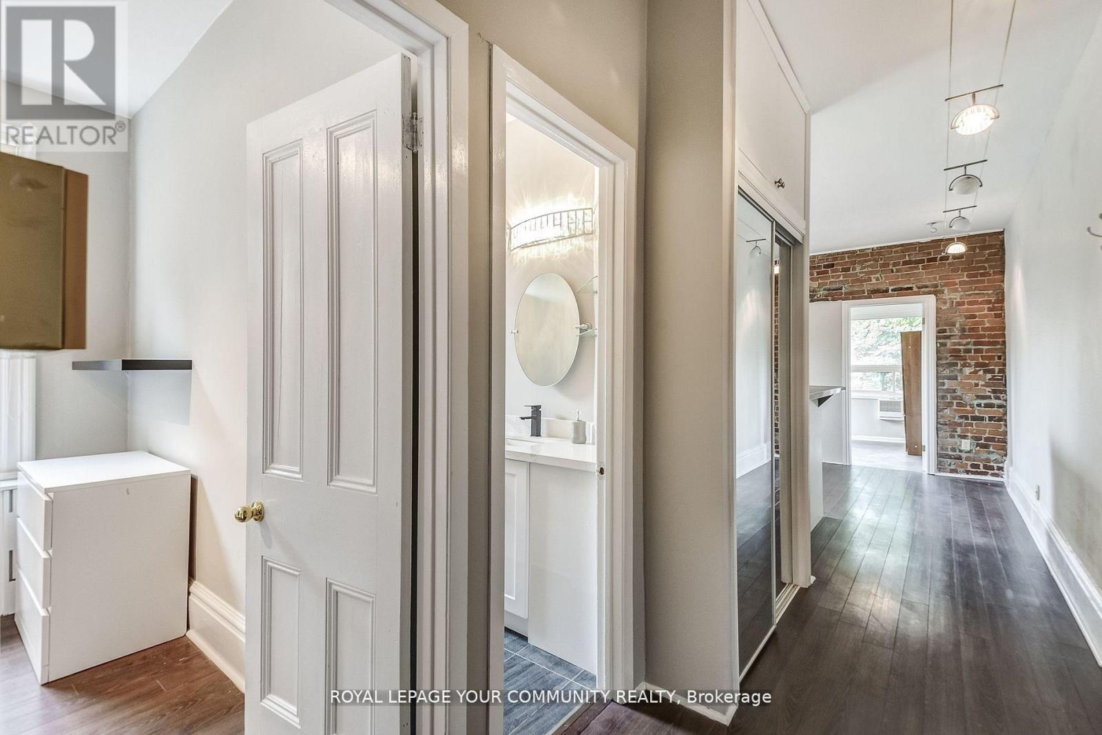 Photo 12 of 312 Seaton Street, Toronto ON