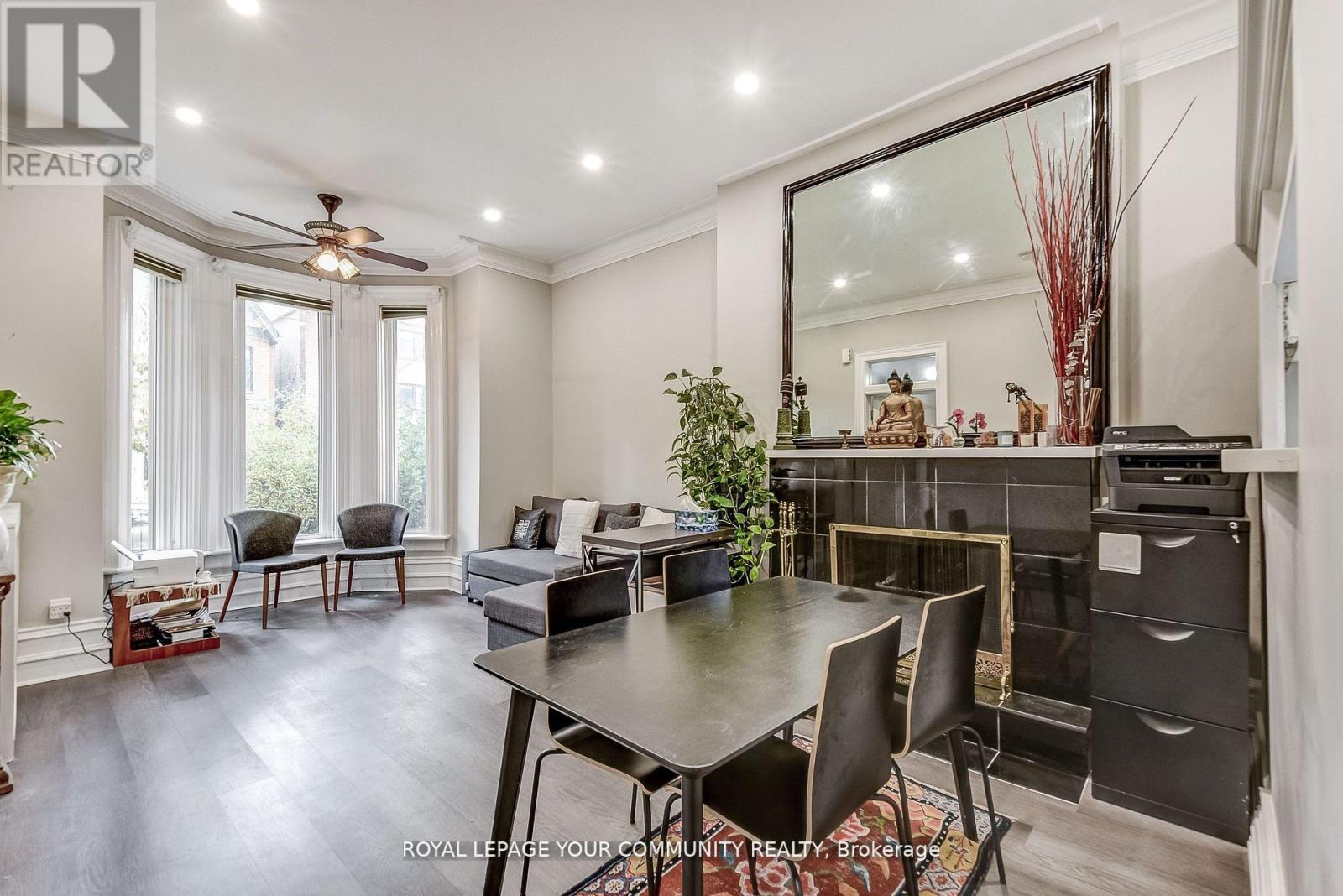Photo 6 of 312 Seaton Street, Toronto ON