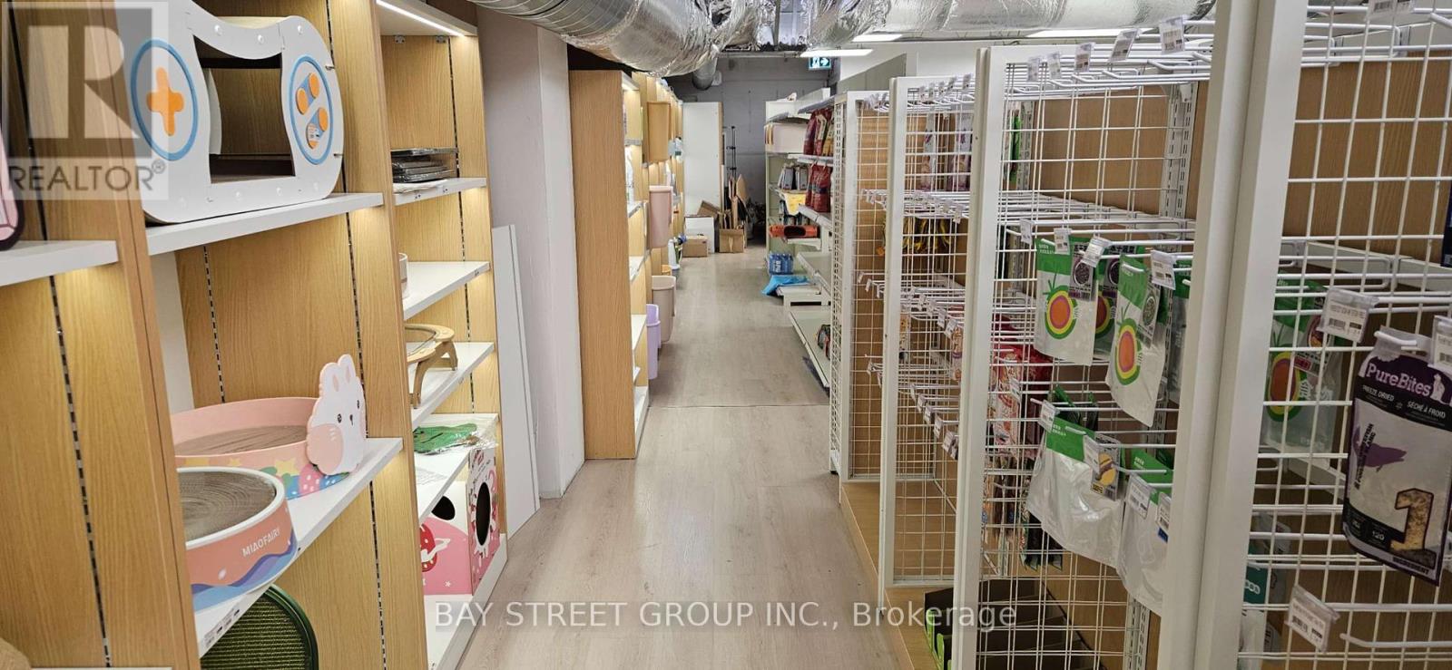 Photo 6 of 2299 Yonge Street, Toronto ON