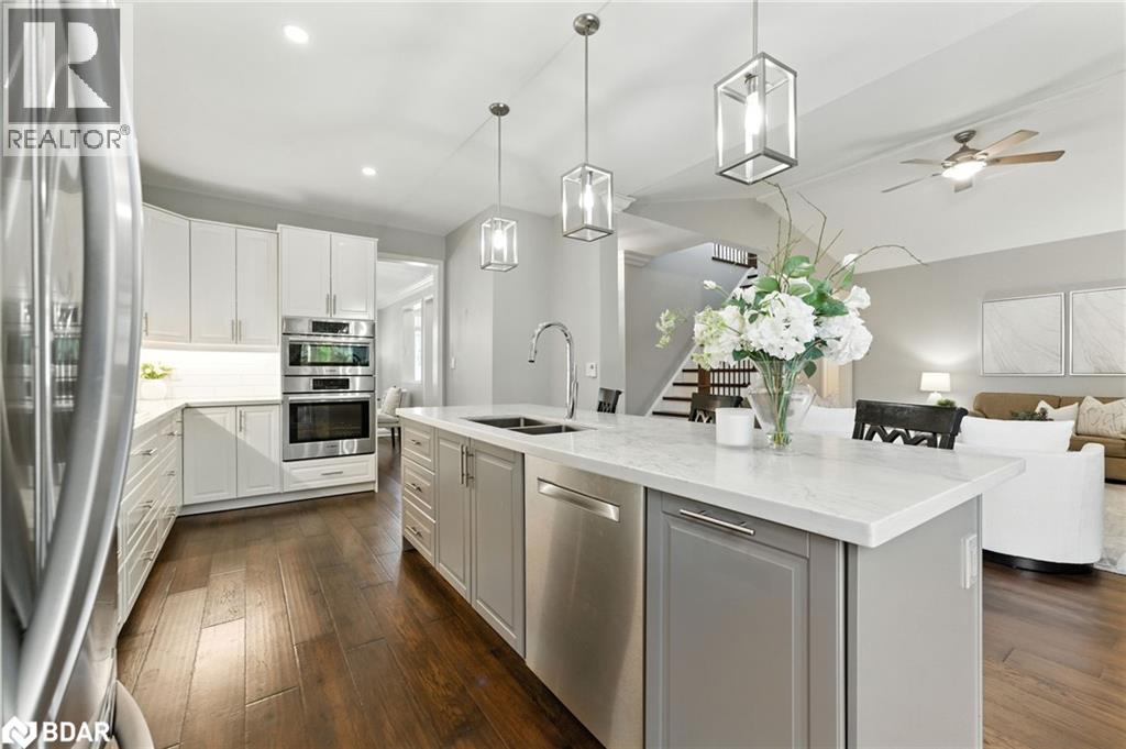 Photo 13 of 1539 Jarvie Crescent, Milton ON