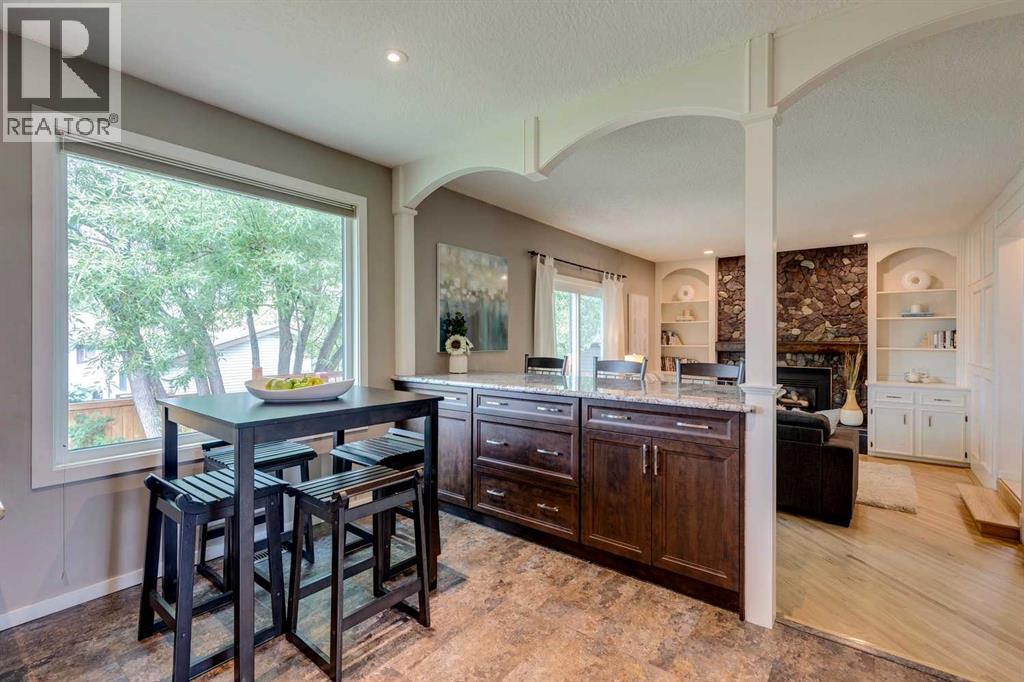 Photo 16 of 32 Brookpark Rise Sw, Calgary AB