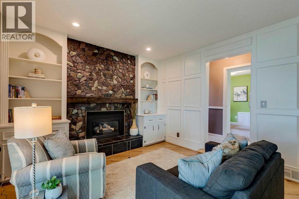 Photo 22 of 32 Brookpark Rise Sw, Calgary AB