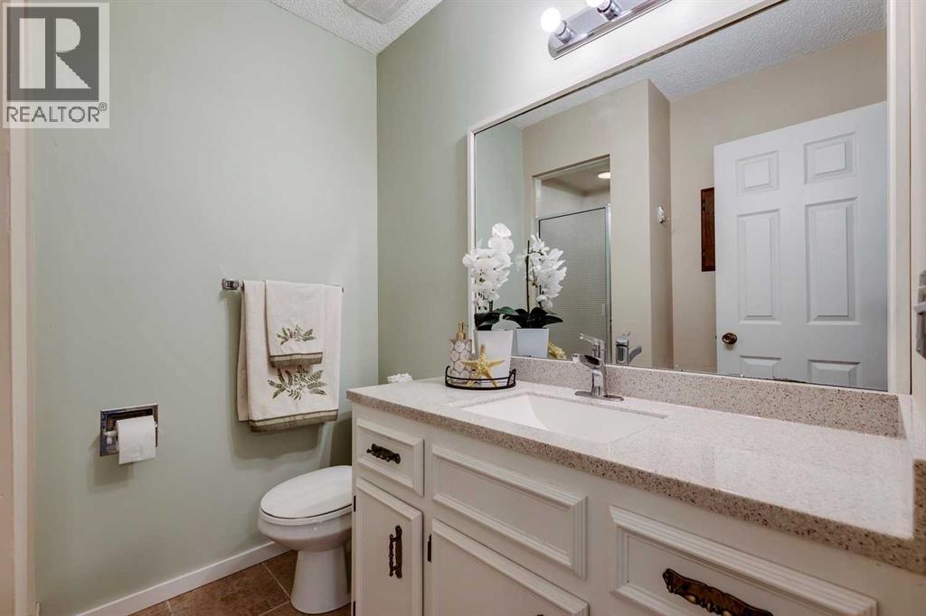 Photo 28 of 32 Brookpark Rise Sw, Calgary AB