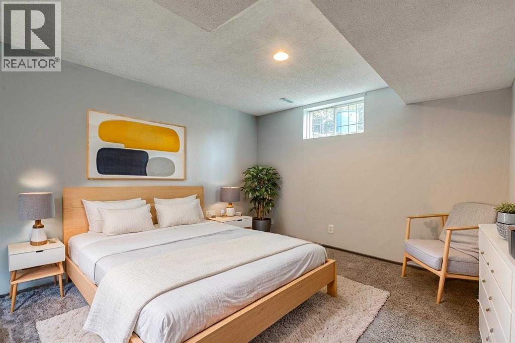 Photo 35 of 32 Brookpark Rise Sw, Calgary AB