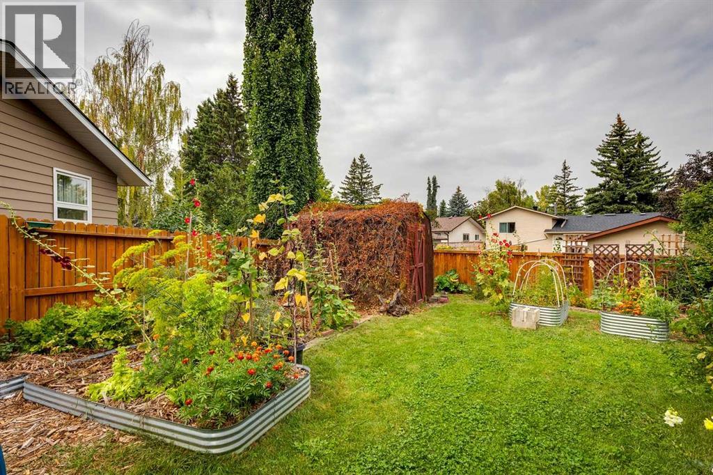 Photo 39 of 32 Brookpark Rise Sw, Calgary AB
