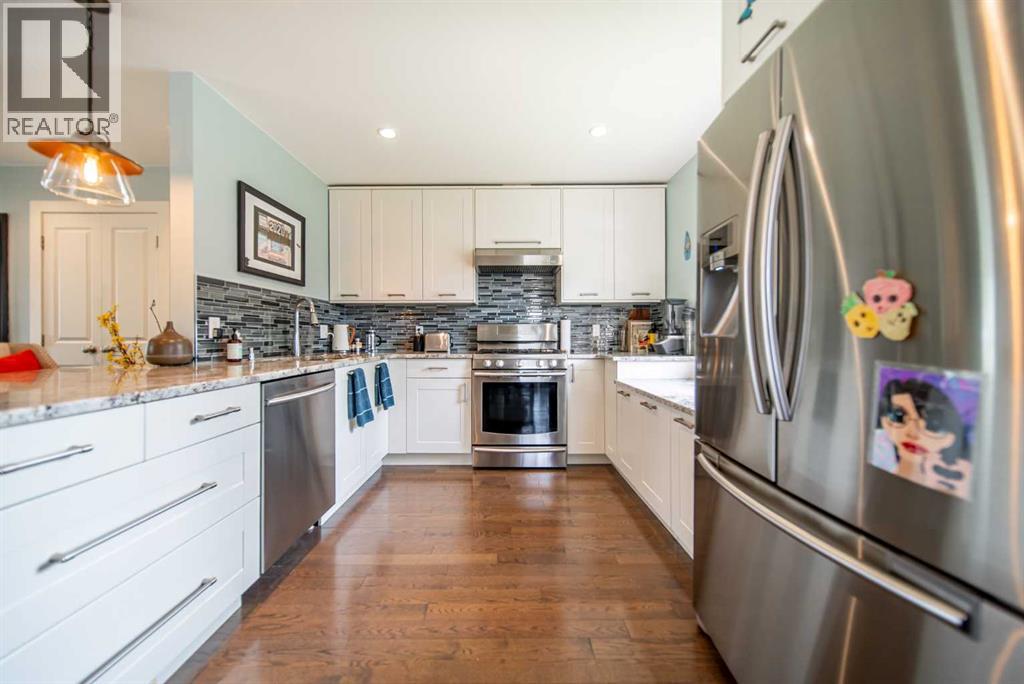 Photo 11 of 4303 19 Avenue Sw, Calgary AB