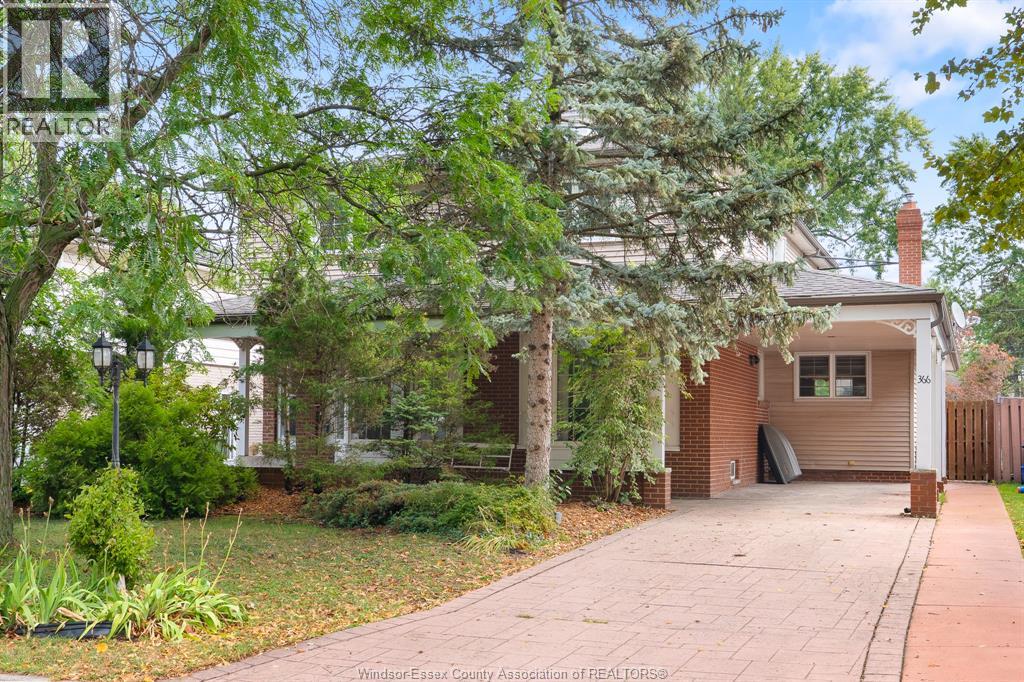 Photo 2 of 366 Genevieve Street, Windsor ON