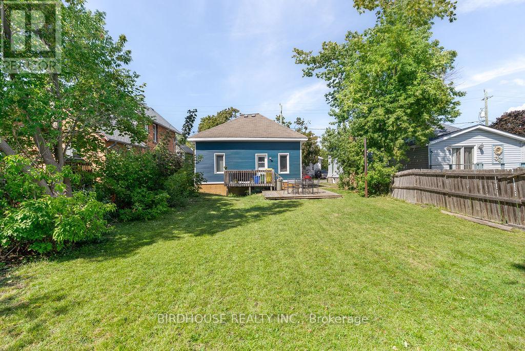 Photo 19 of 83 Durham Street W, Kawartha Lakes ON
