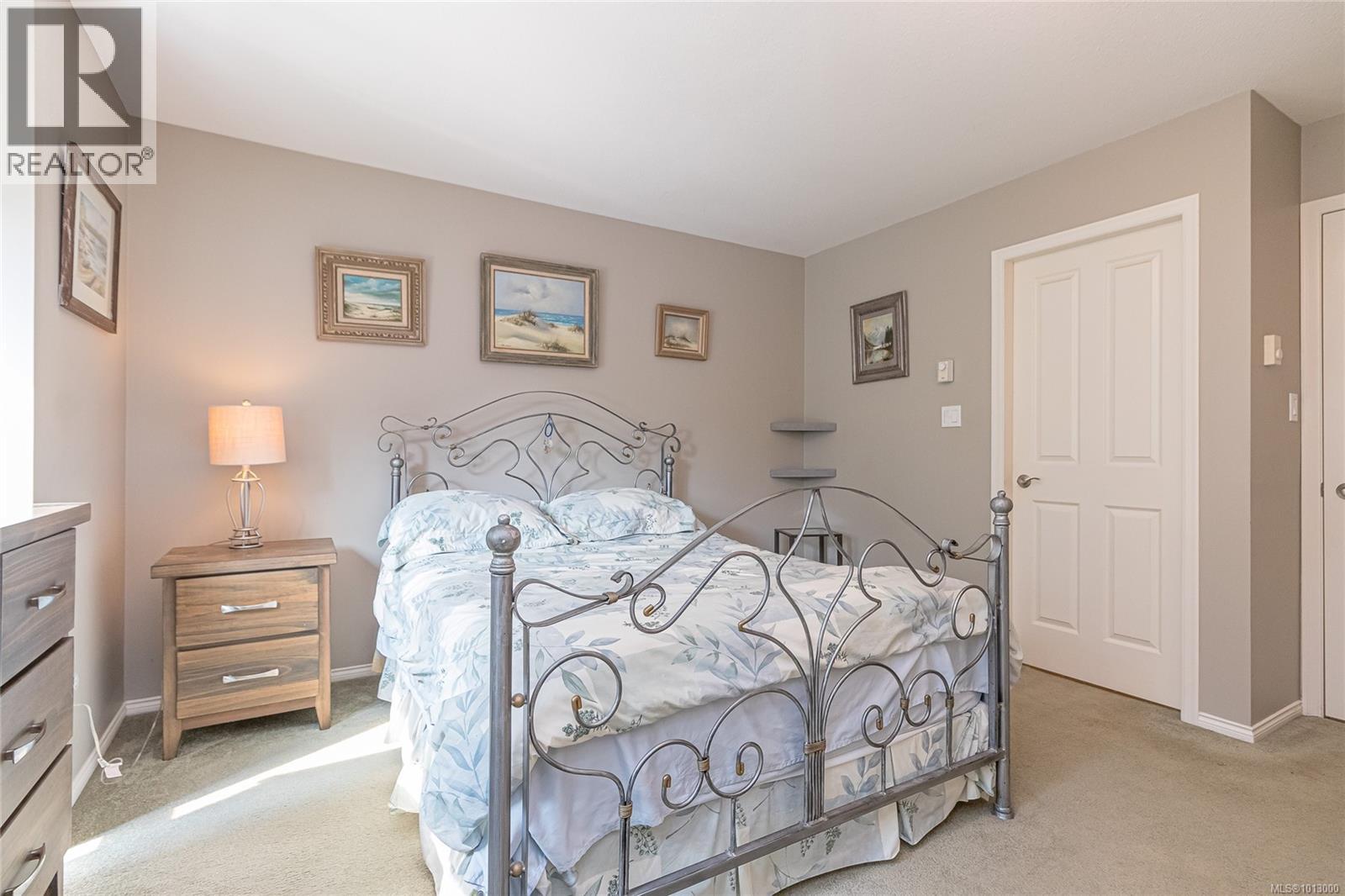 Photo 19 of 5998 Waterton Dr, Nanaimo BC