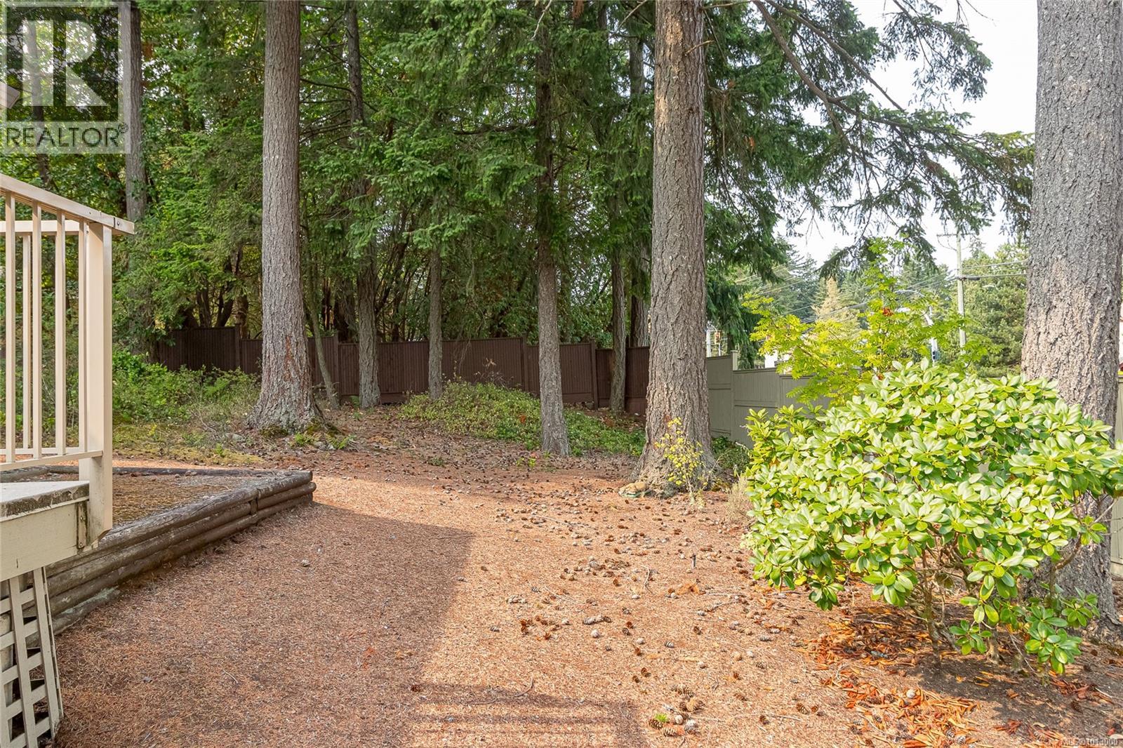 Photo 27 of 5998 Waterton Dr, Nanaimo BC