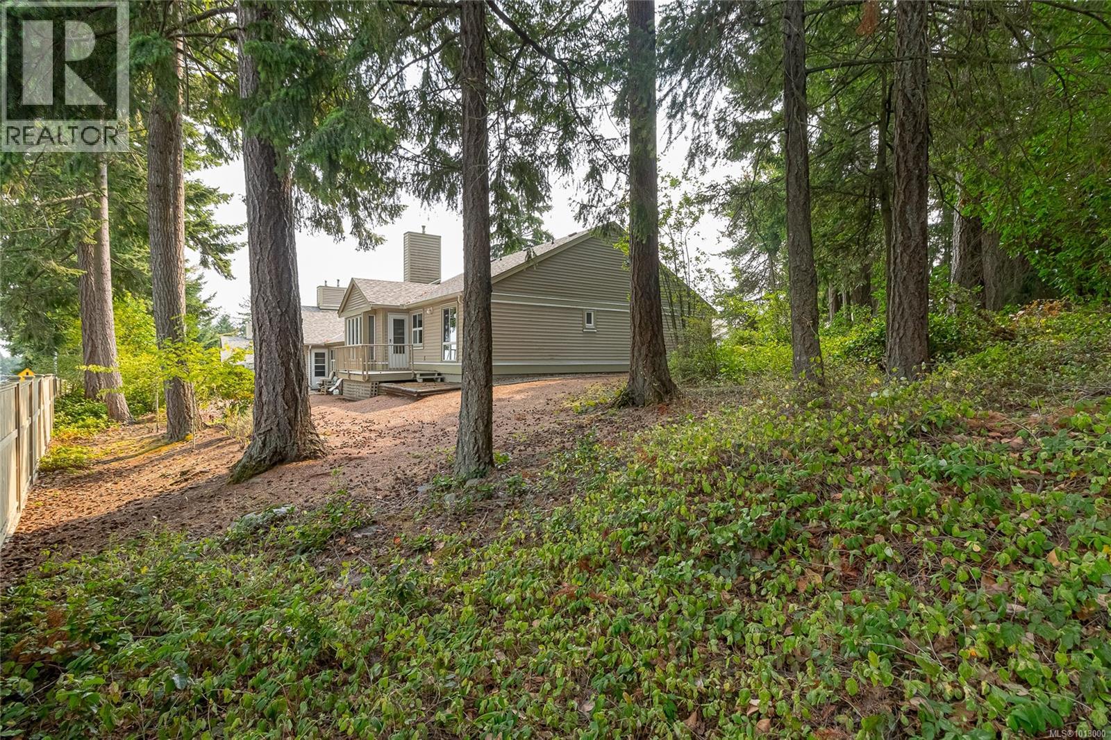 Photo 29 of 5998 Waterton Dr, Nanaimo BC