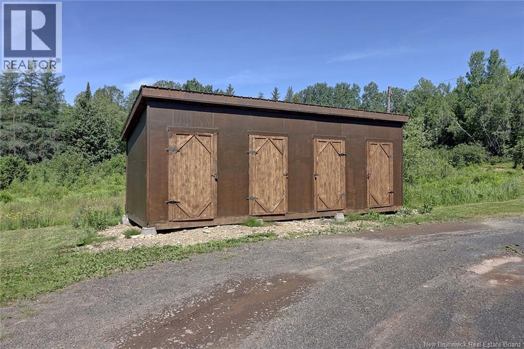 Photo 10 of 932 Northside Drive, Minto NB