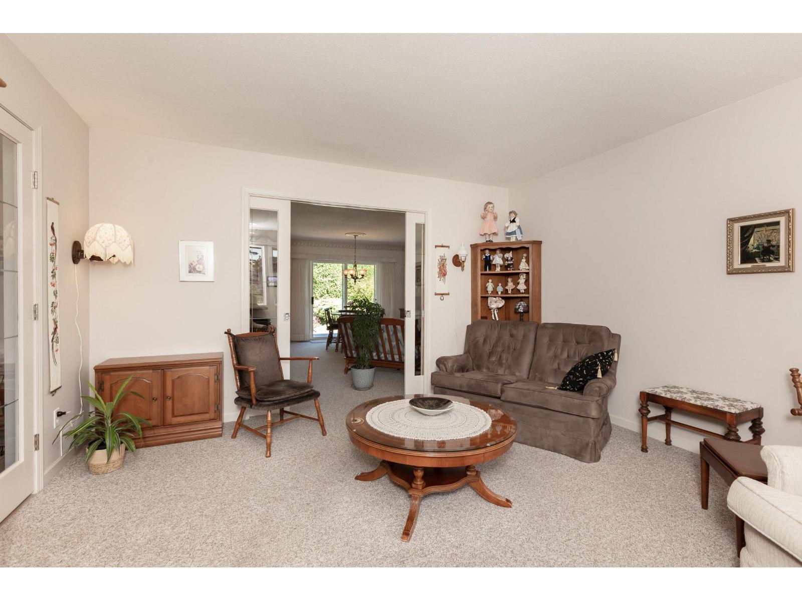 Photo 7 of 22167 46 Avenue, Langley BC