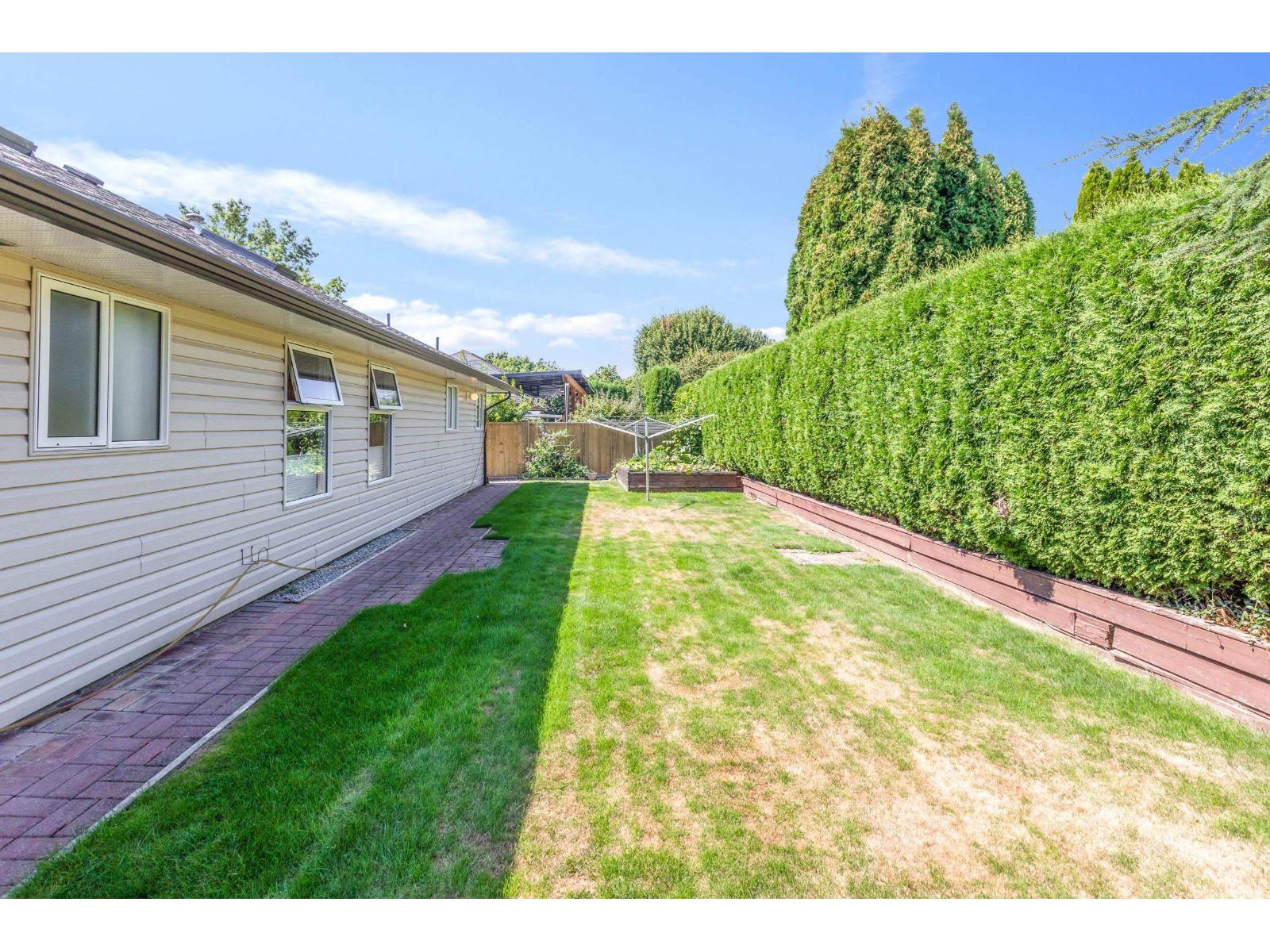 Photo 32 of 22167 46 Avenue, Langley BC