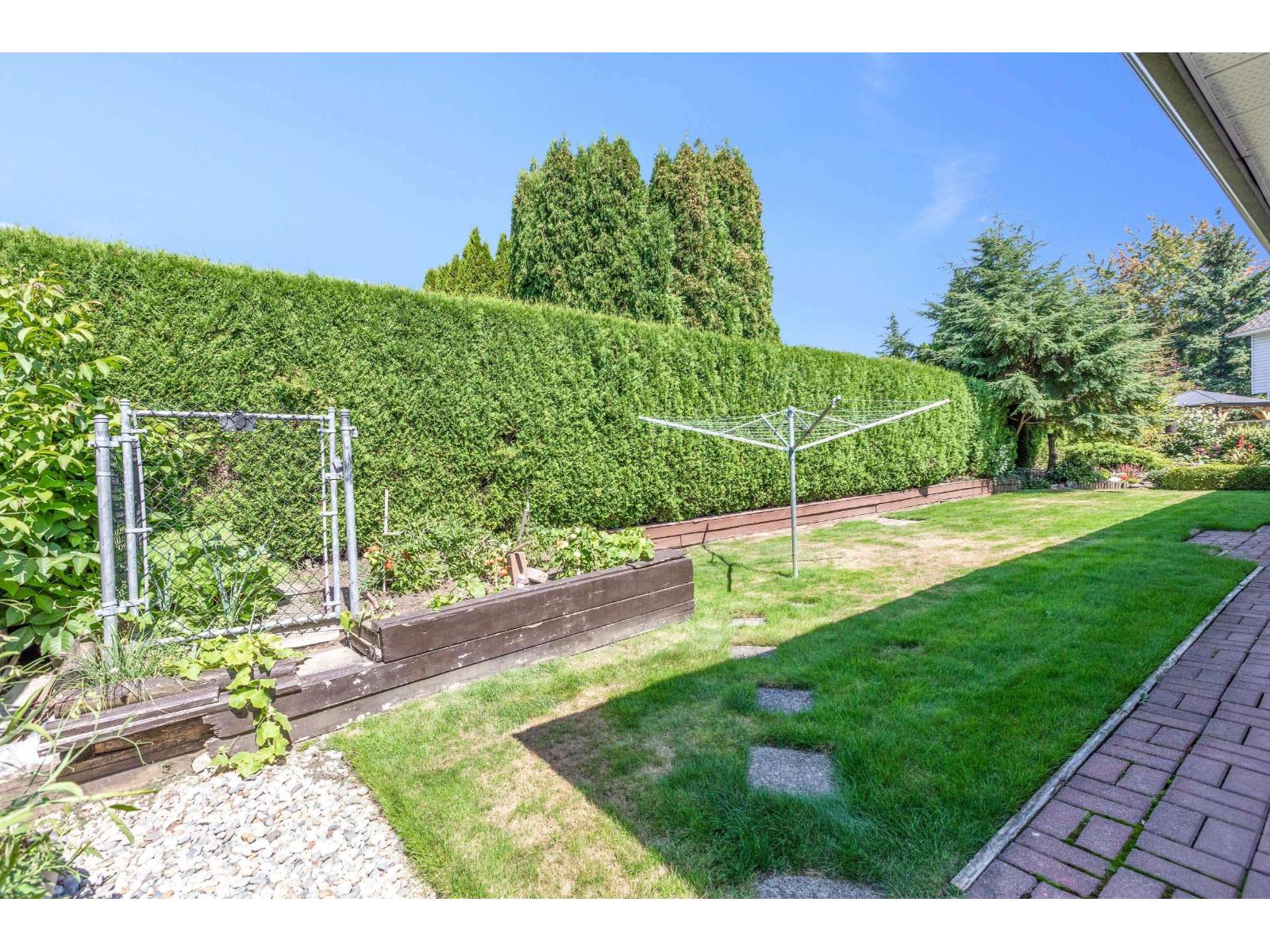 Photo 34 of 22167 46 Avenue, Langley BC