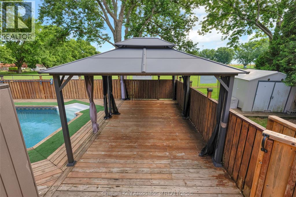 Photo 45 of 25619 Meadowbrook Lane, Chathamkent ON