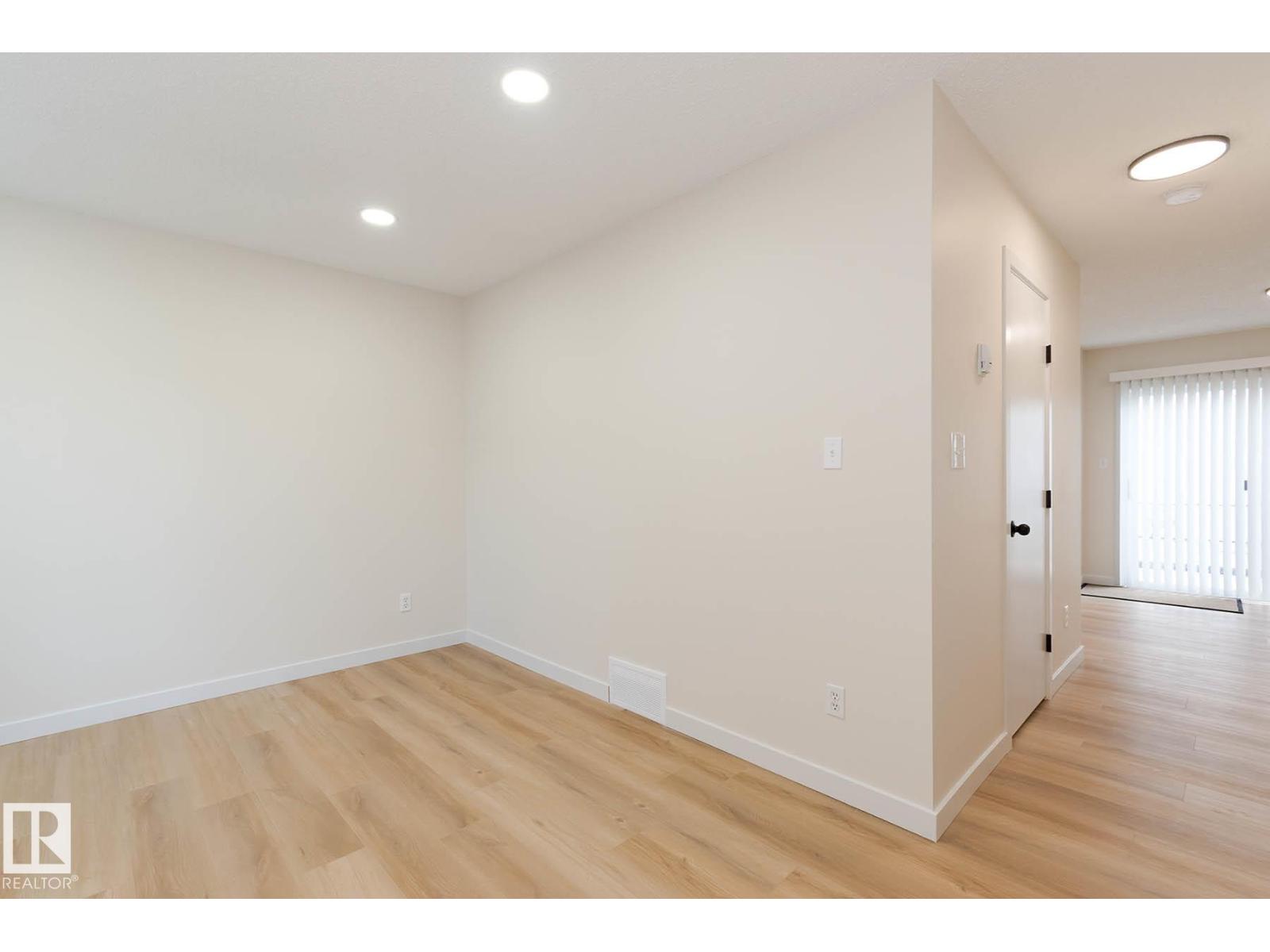 Photo 6 of 1305 610 King St, Spruce Grove AB