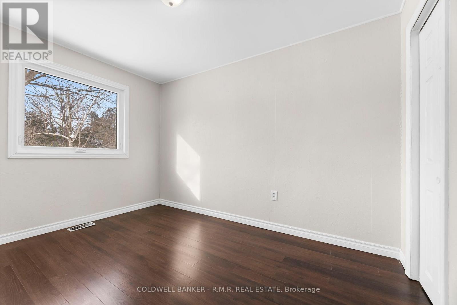 Photo 22 of 15 Hazel Street, Brock ON