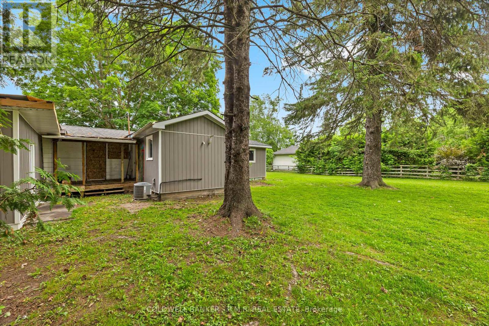 Photo 29 of 15 Hazel Street, Brock ON