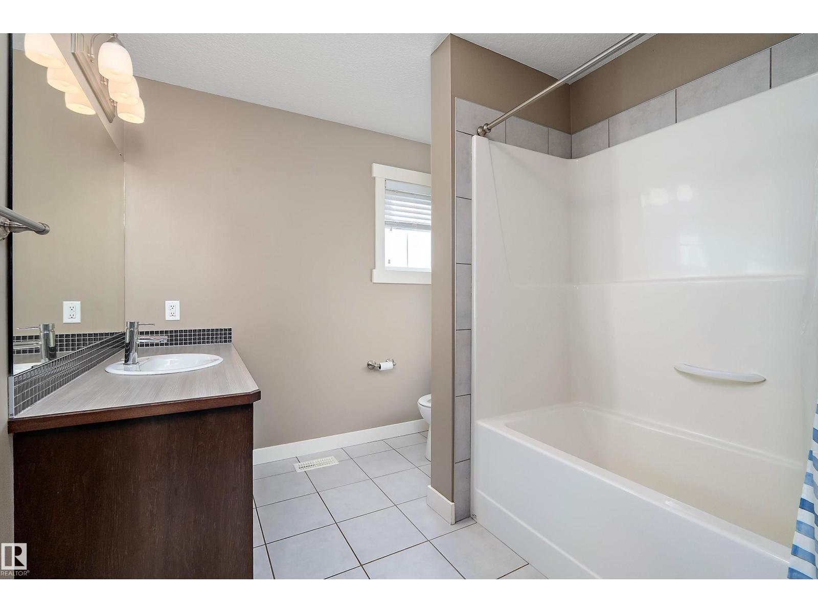 Photo 24 of 129 401 Southfork Dr, Leduc AB