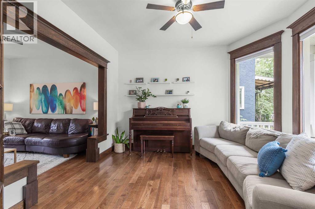 Photo 5 of 106 9 A Street Ne, Calgary AB