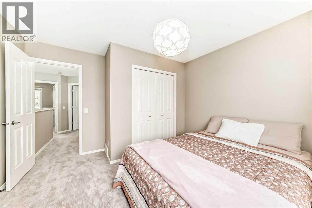 Photo 35 of 103 Sienna Park Heath Sw, Calgary AB