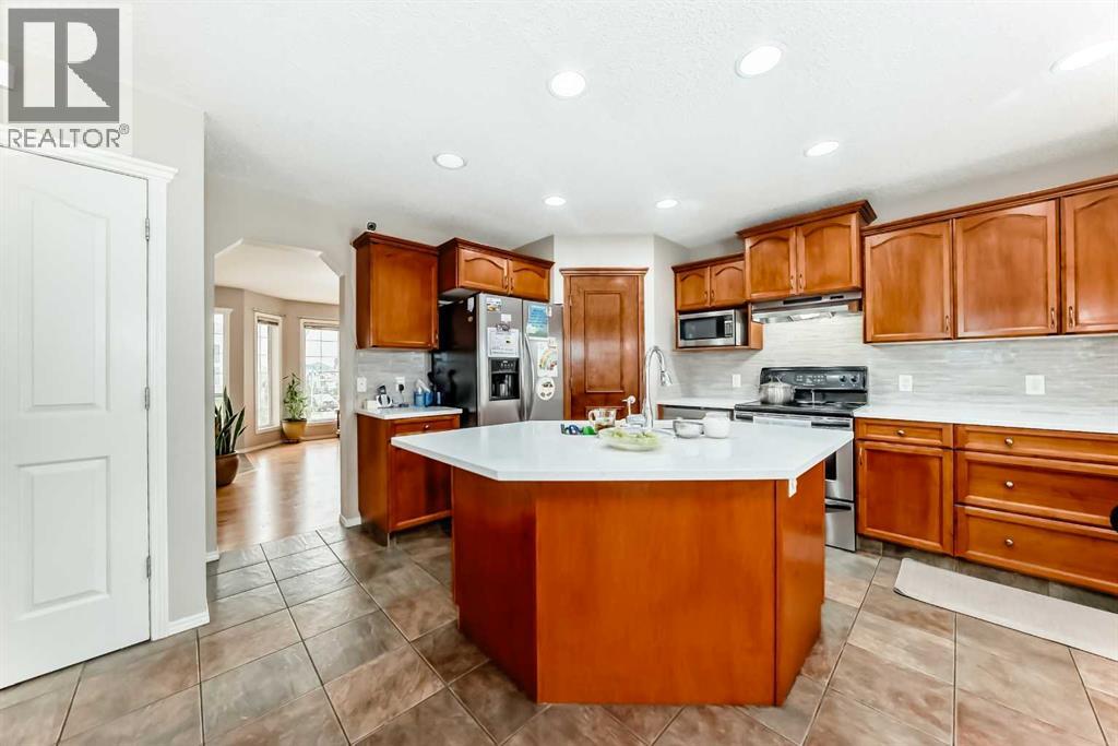 Photo 6 of 103 Sienna Park Heath Sw, Calgary AB
