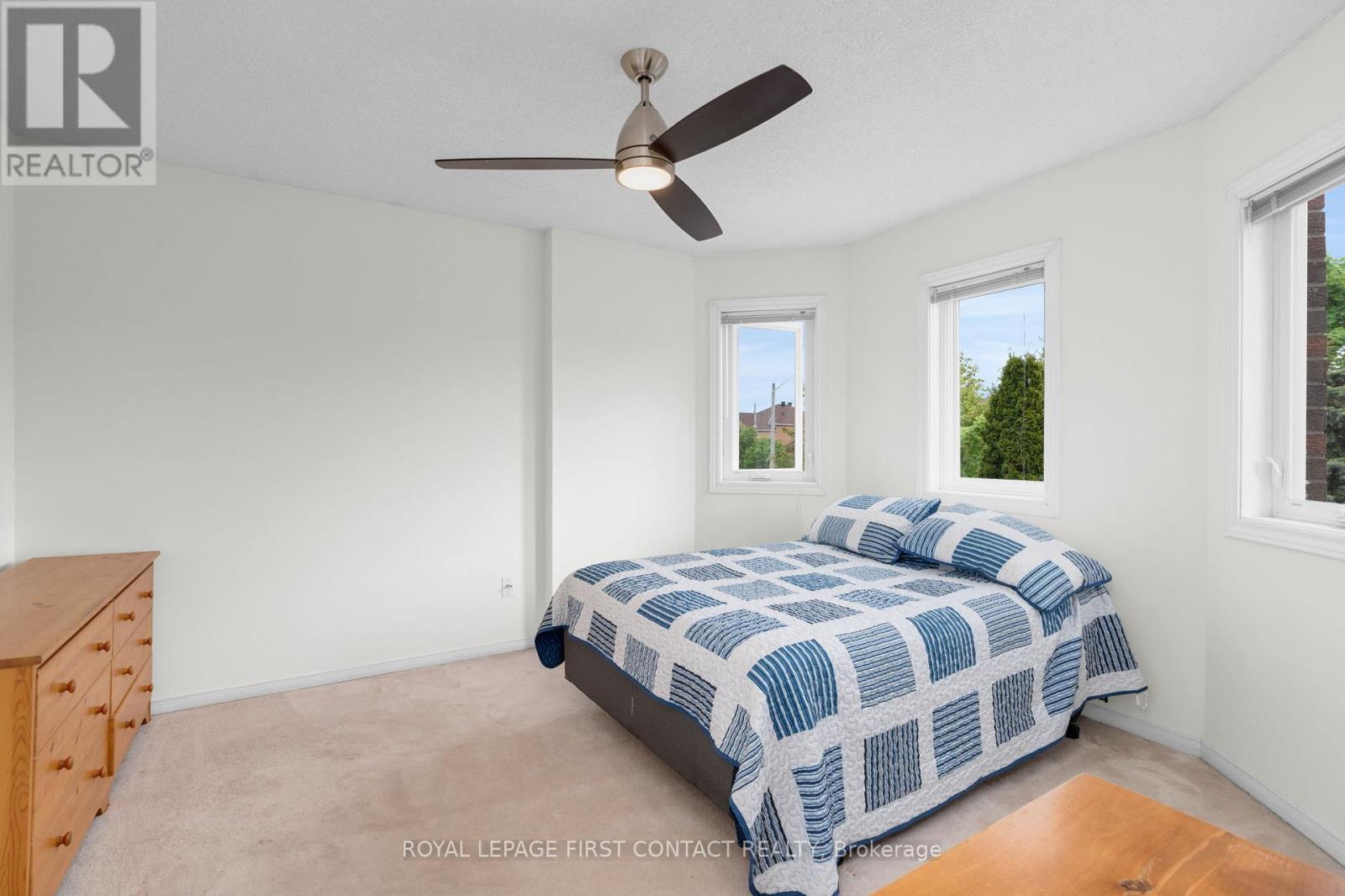 Photo 18 of 58 Mcdougall Drive, Barrie ON