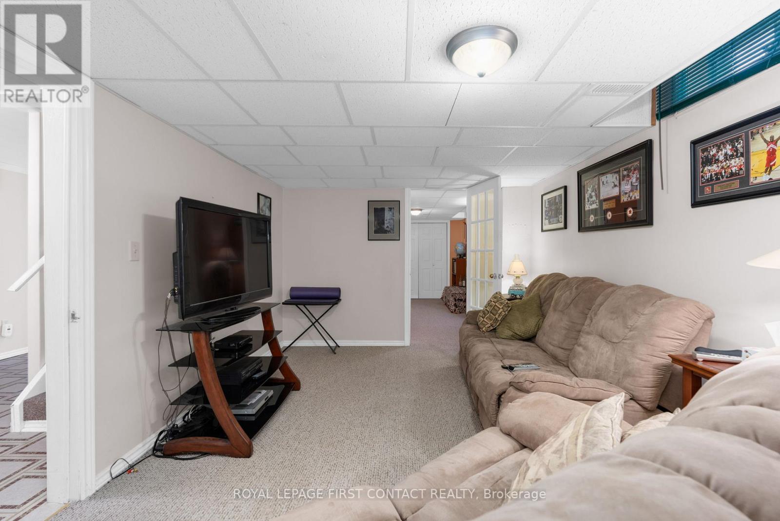 Photo 22 of 58 Mcdougall Drive, Barrie ON