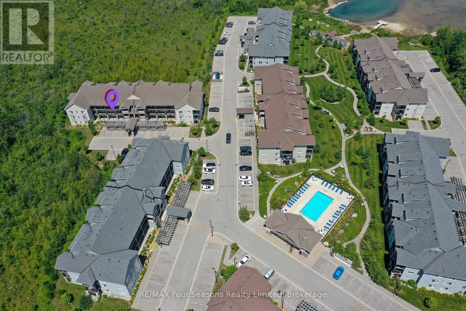 Photo 22 of 203 6 Anchorage Crescent, Collingwood ON