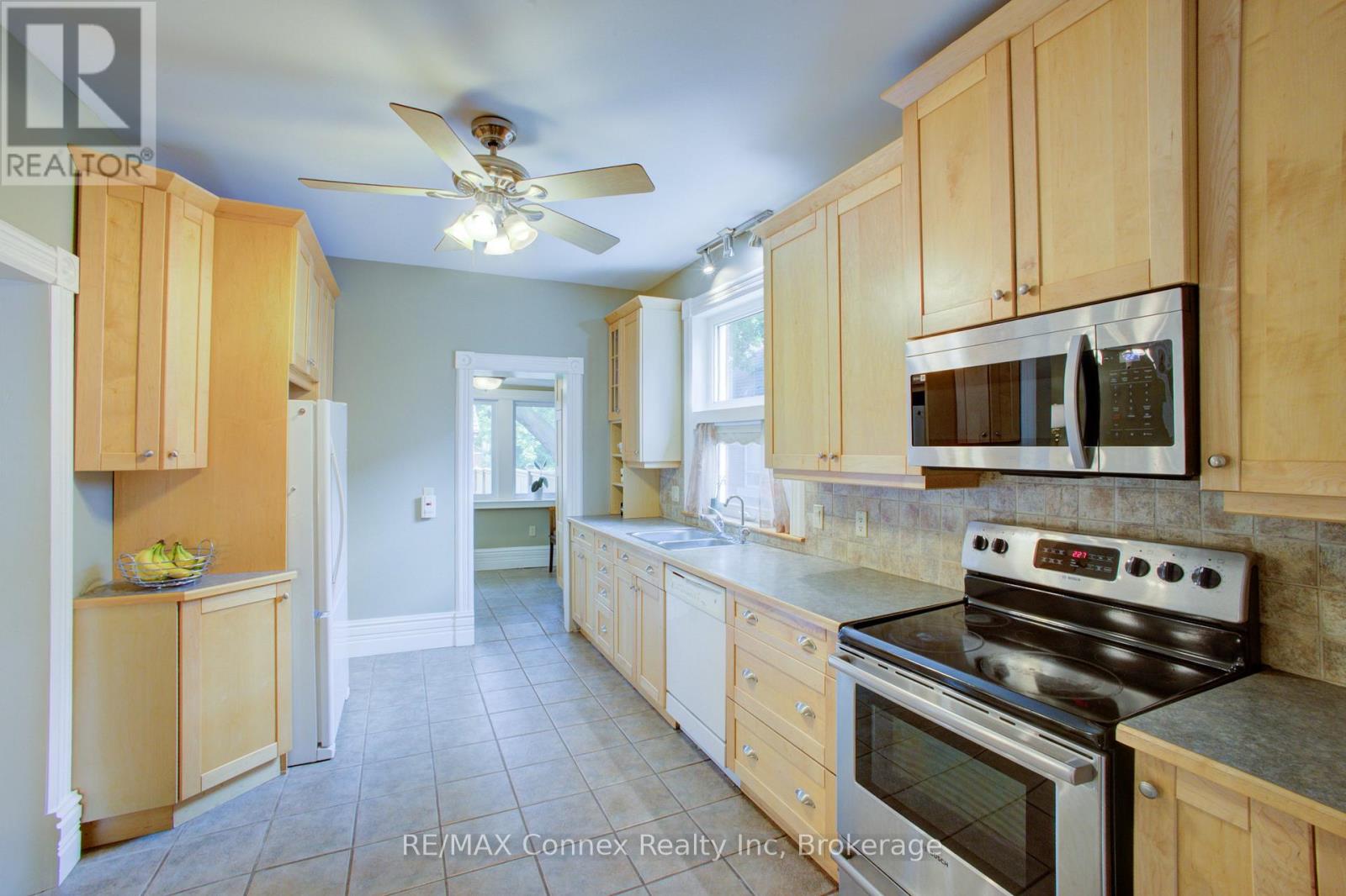 Photo 17 of 120 Harris Street, Guelph ON