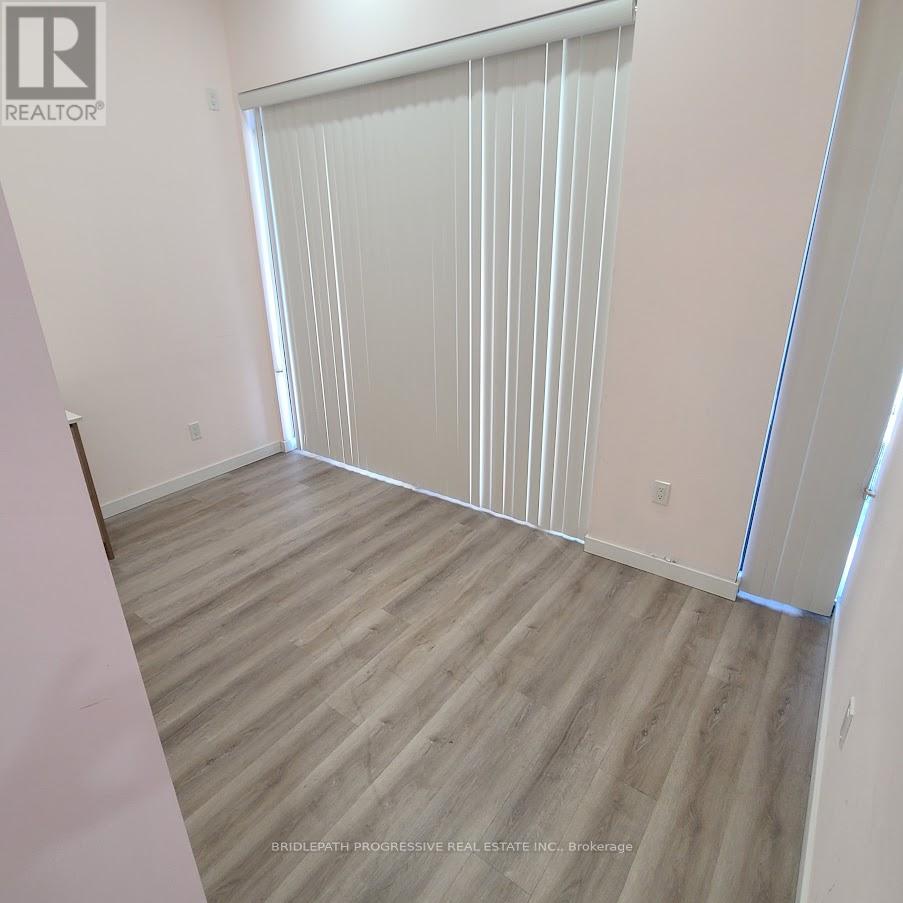 Photo 8 of 6 650 Sheppard Avenue E, Toronto ON