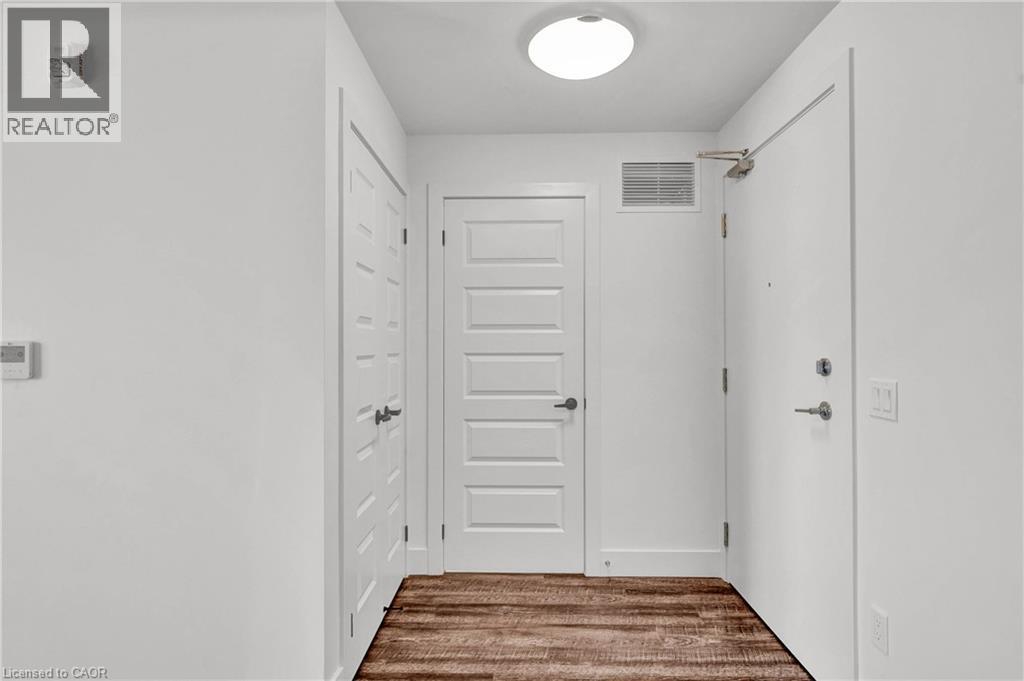 Photo 8 of 107 Roger Street Unit 503, Waterloo ON