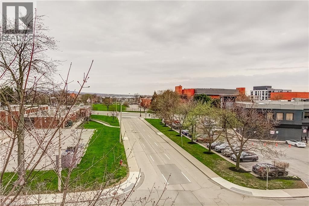 Photo 32 of 47 Caroline Street N Unit 404, Hamilton ON