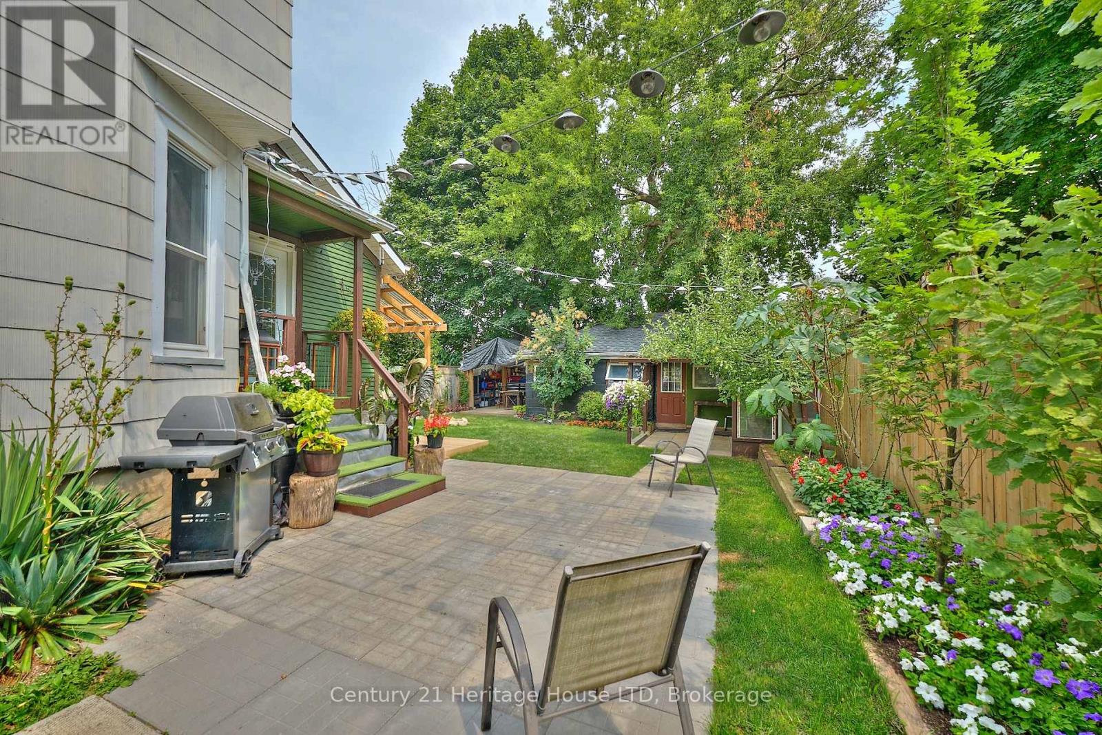Photo 3 of 5086 Hutton Avenue, Niagara Falls ON
