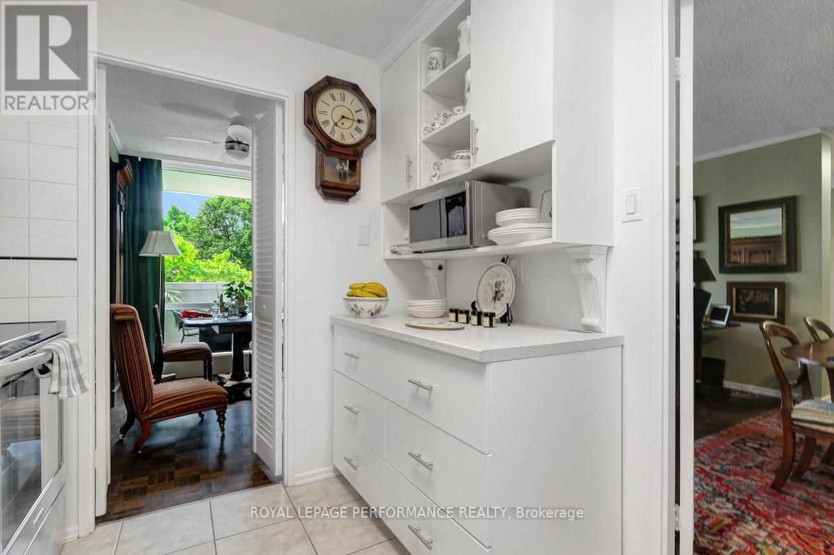 Photo 16 of 207 2625 Regina Street, Ottawa ON