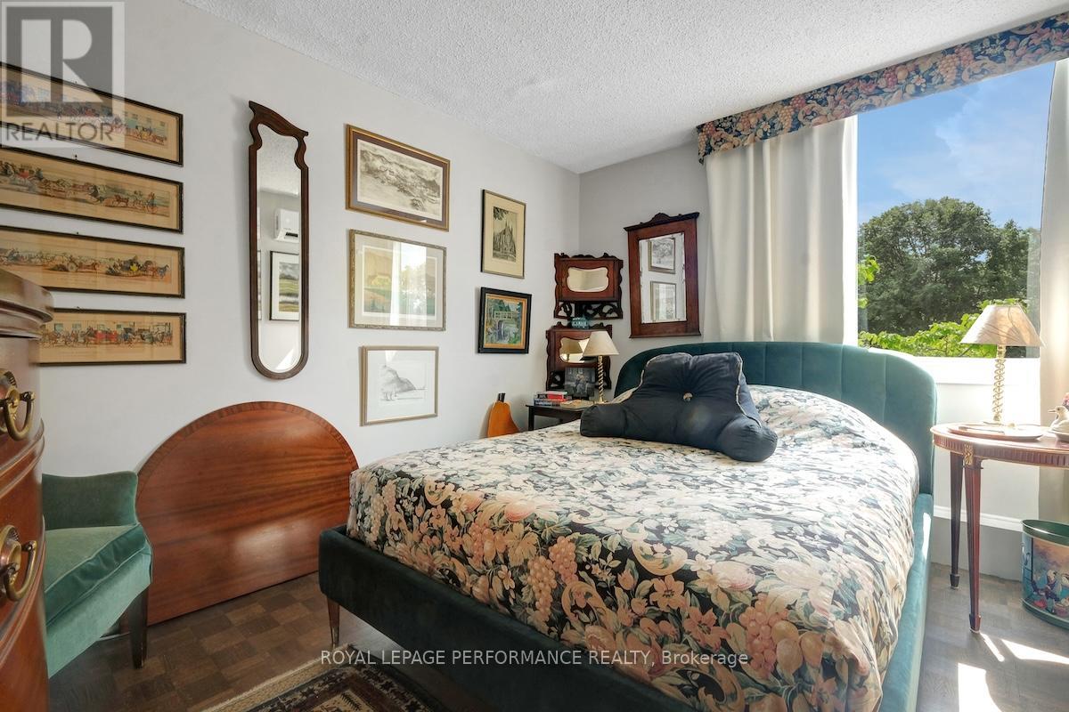 Photo 21 of 207 2625 Regina Street, Ottawa ON
