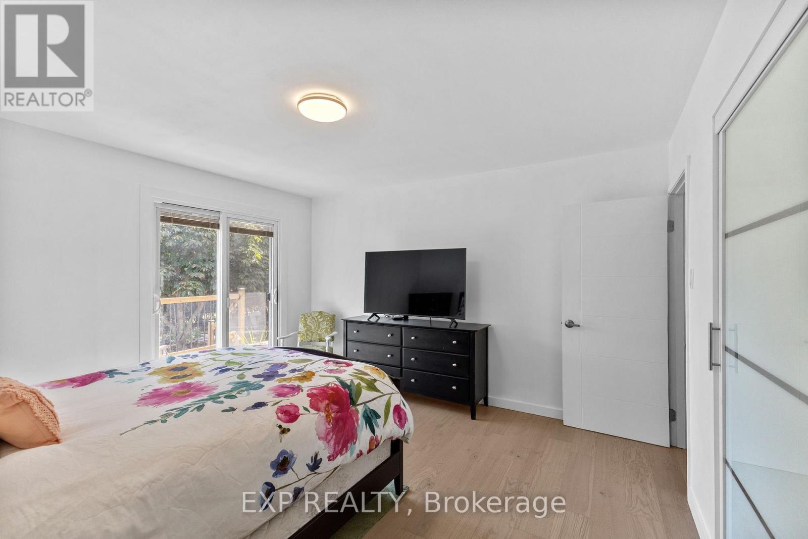 Photo 26 of 1502 Farnsworth Avenue, Ottawa ON