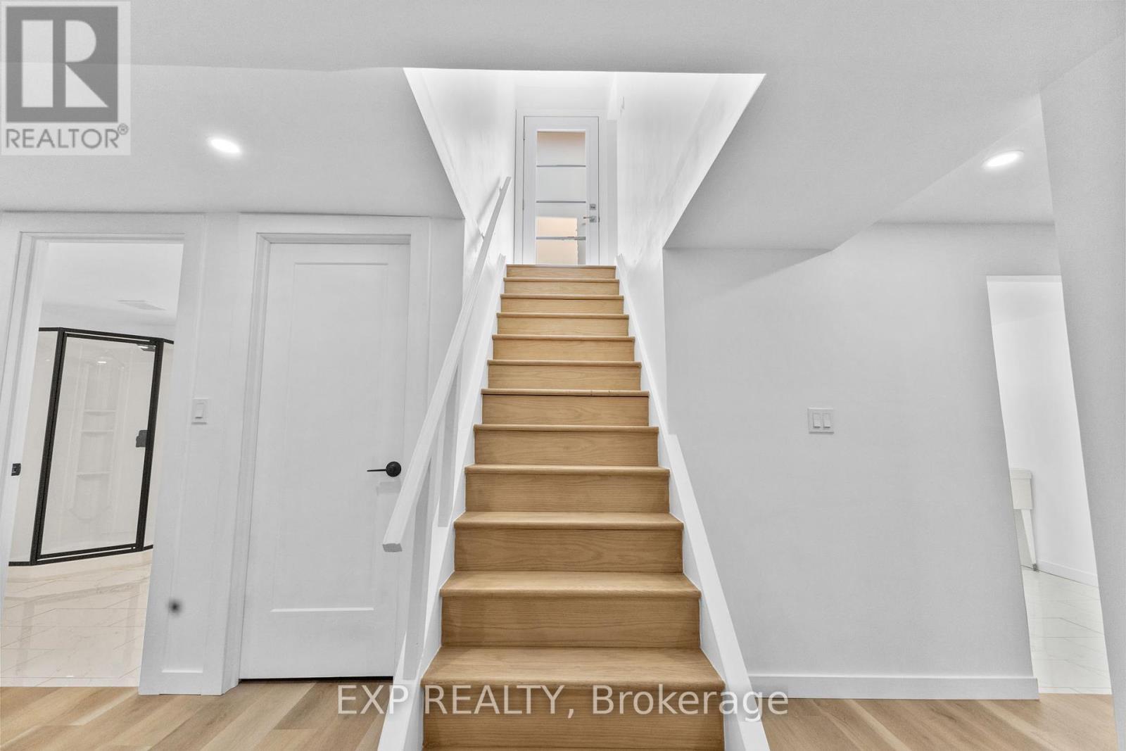 Photo 28 of 1502 Farnsworth Avenue, Ottawa ON