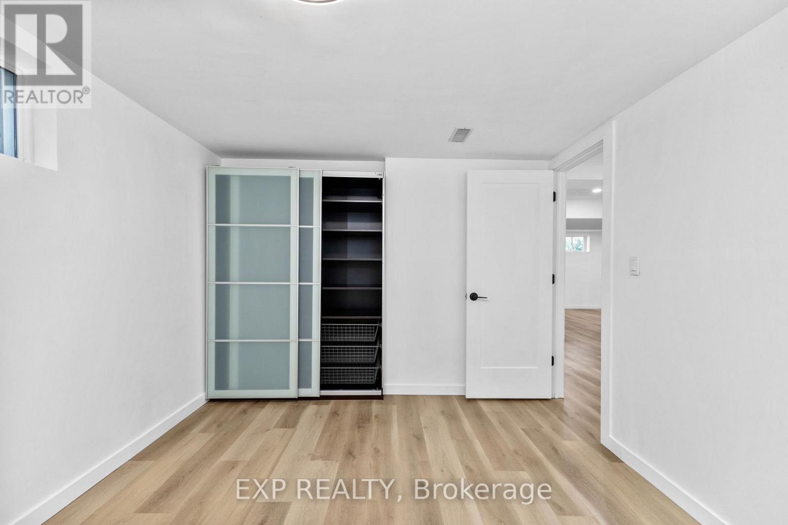 Photo 35 of 1502 Farnsworth Avenue, Ottawa ON