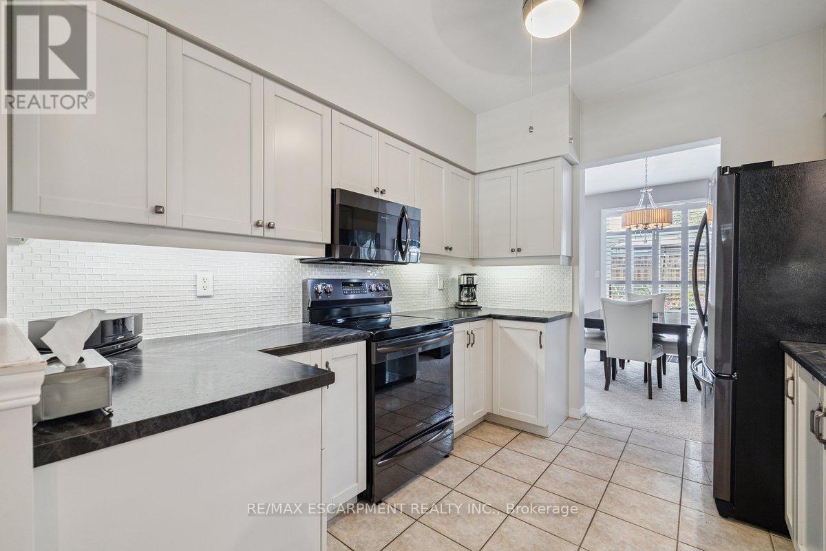 Photo 10 of 1199 Stephenson Drive, Burlington ON