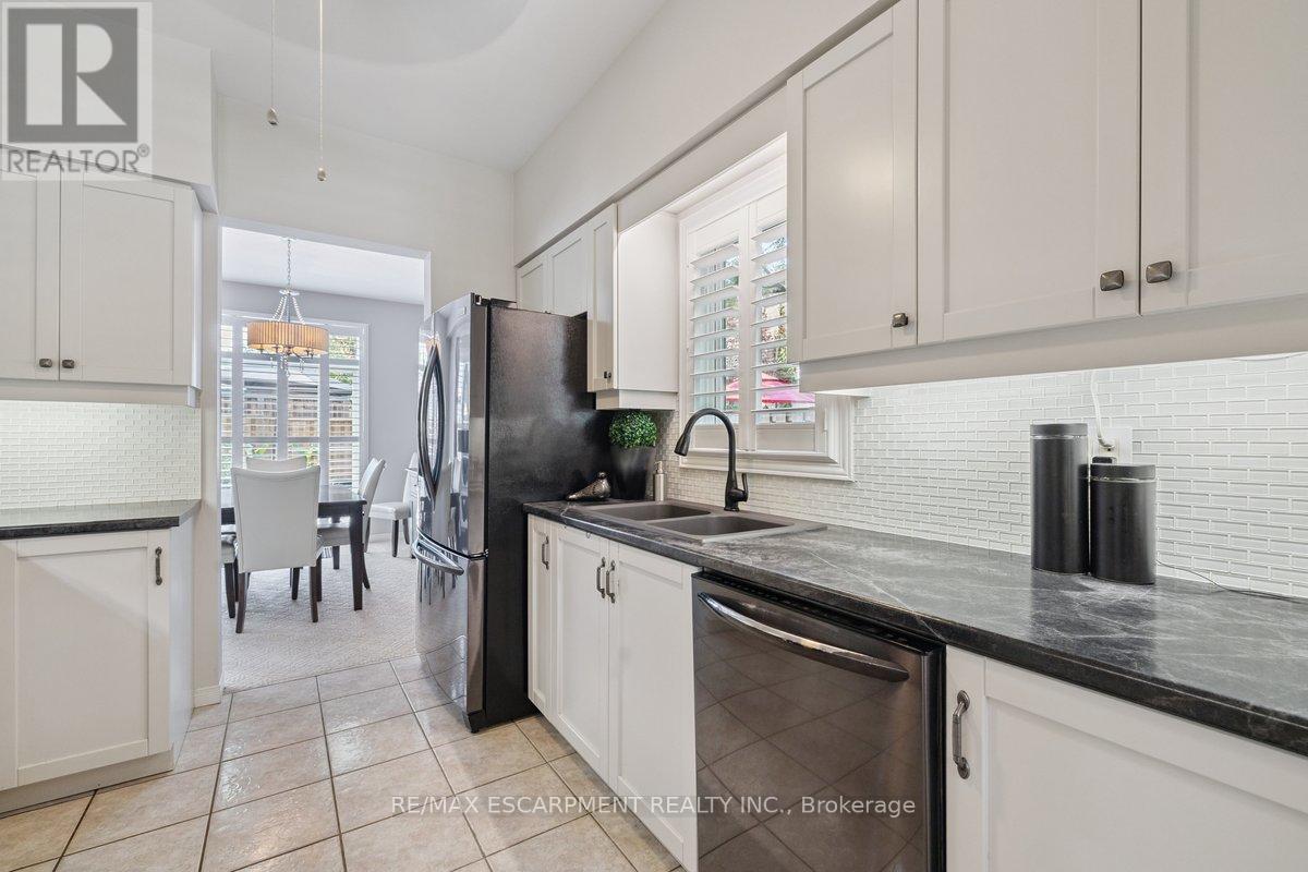 Photo 11 of 1199 Stephenson Drive, Burlington ON
