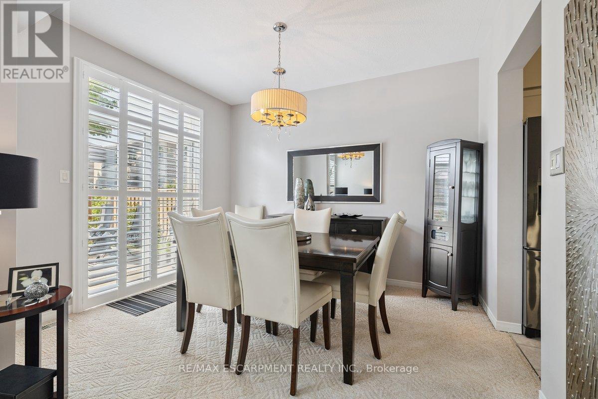 Photo 13 of 1199 Stephenson Drive, Burlington ON