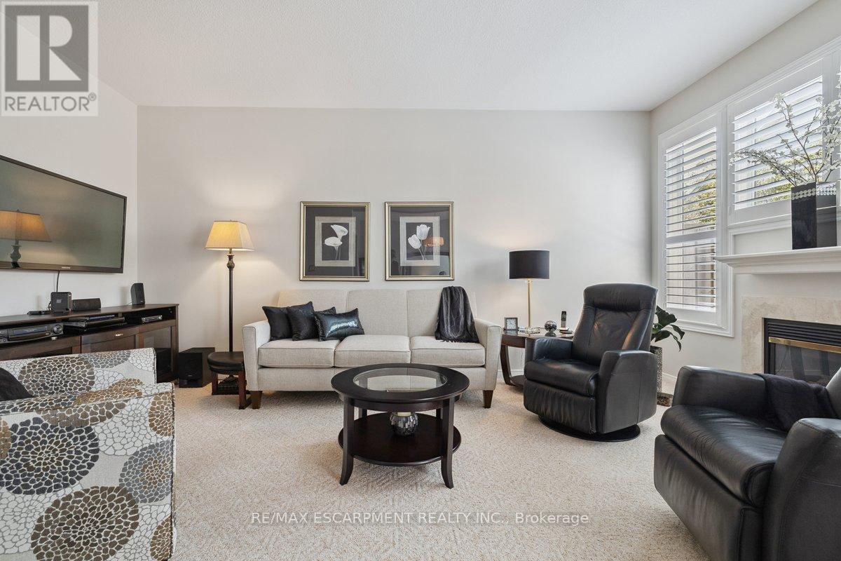 Photo 14 of 1199 Stephenson Drive, Burlington ON